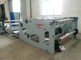 什么是擠出復(fù)合機(jī)設(shè)備？